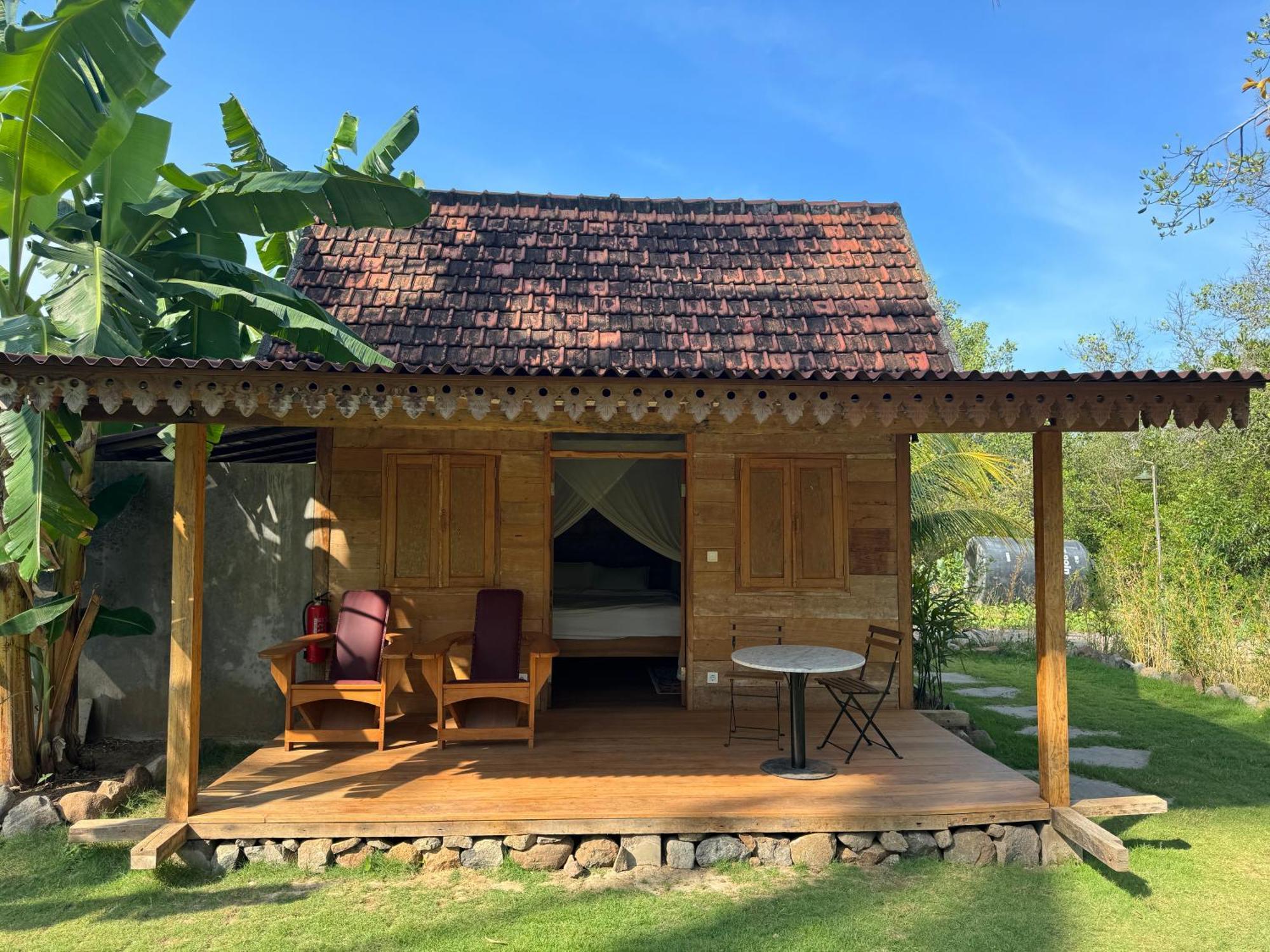 Mangroove Bay Boutique Hostel Banyuwedang Buitenkant foto